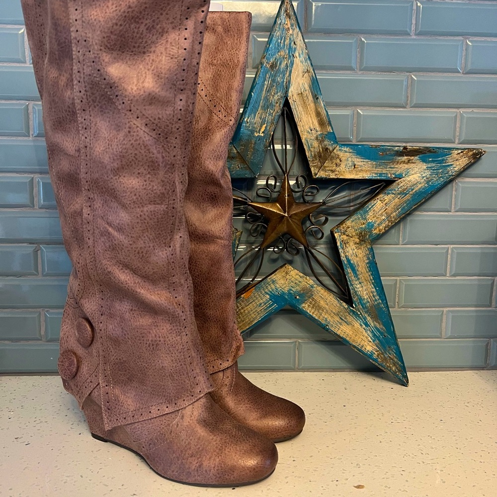 Brand New Not Rated Bonnie Boot